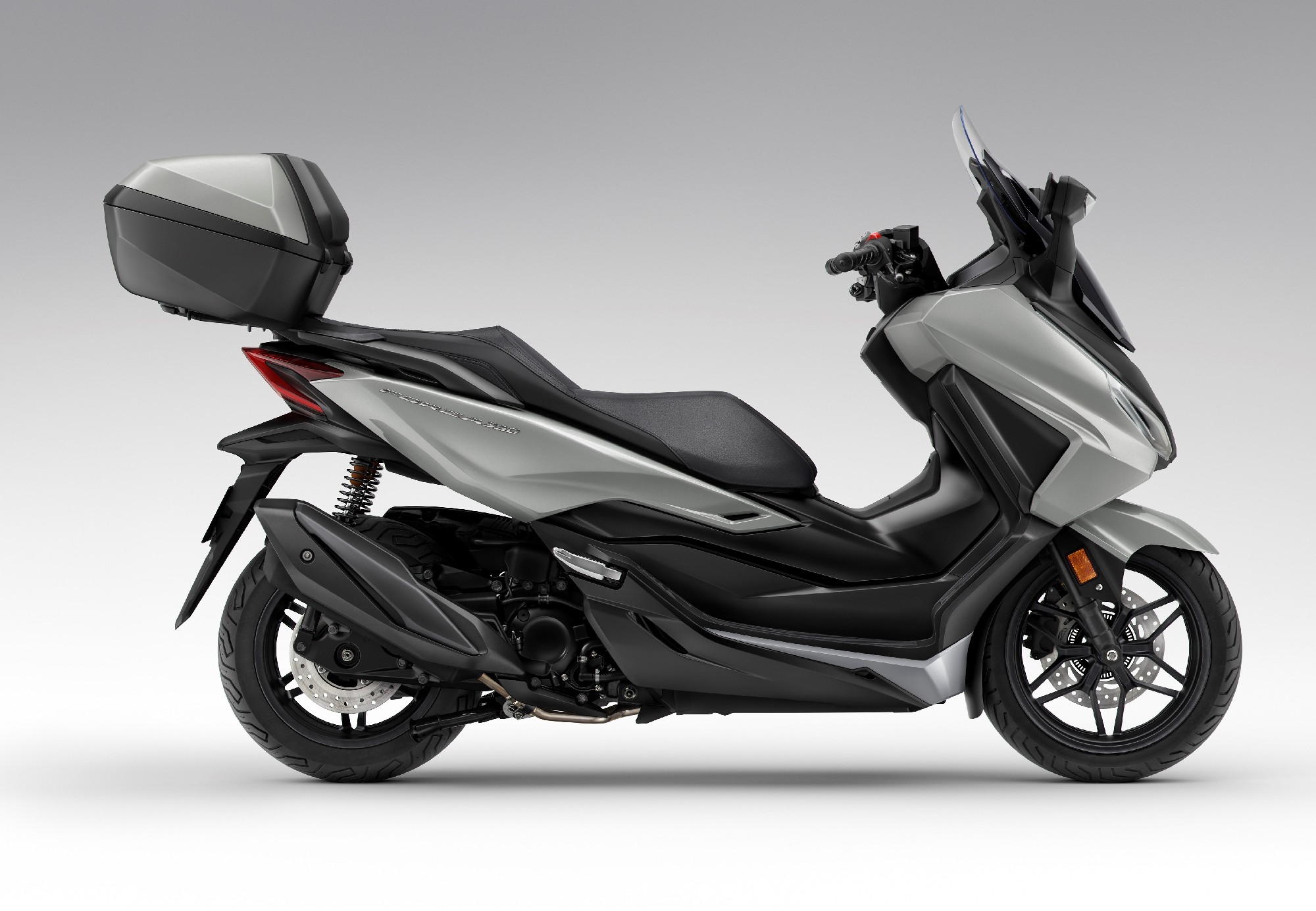 Neu für Honda NSS 350 Nss350 Motorrad Gps Handy USB & Kabelloses La