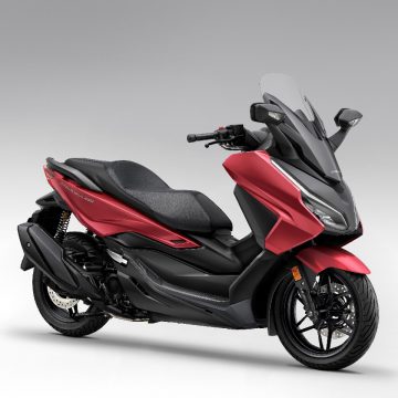 25YM Honda Forza 350