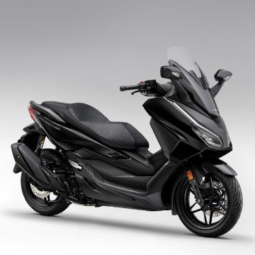 25YM Honda Forza 350