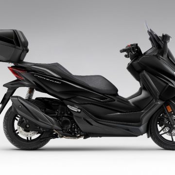 25YM Honda Forza 350
