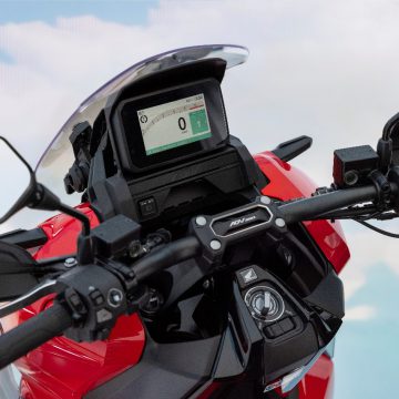 25YM Honda ADV350