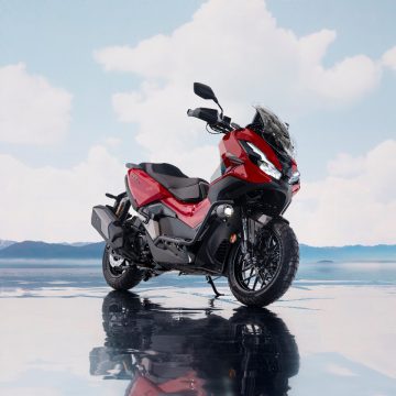 25YM Honda ADV350