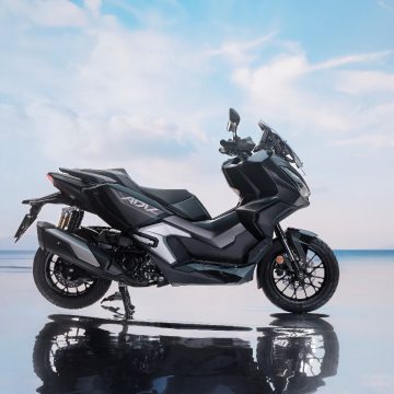 25YM Honda ADV350