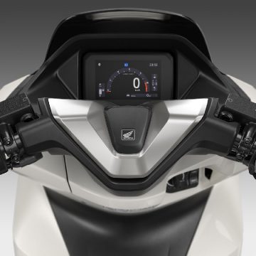 25YM Honda PCX125