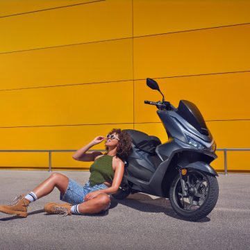 25YM Honda PCX125