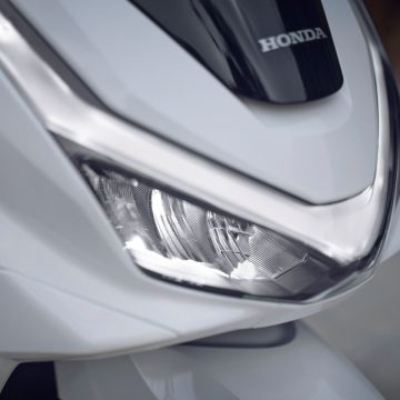 25YM Honda PCX125