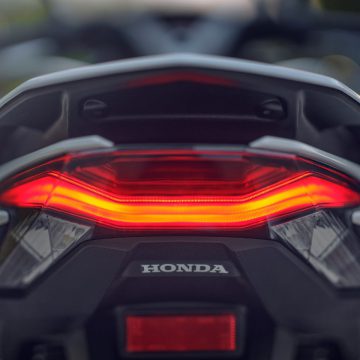 25YM Honda PCX125