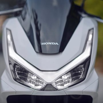 25YM Honda PCX125