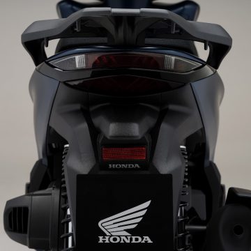 25YM Honda SH350i