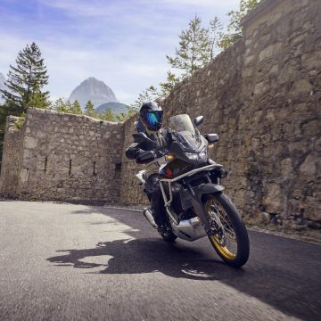 25YM Honda XL750 Transalp