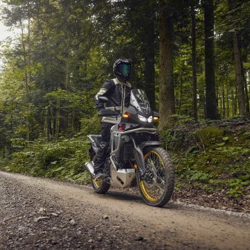 25YM Honda XL750 Transalp