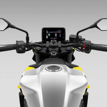 26YM Honda CB750 Hornet