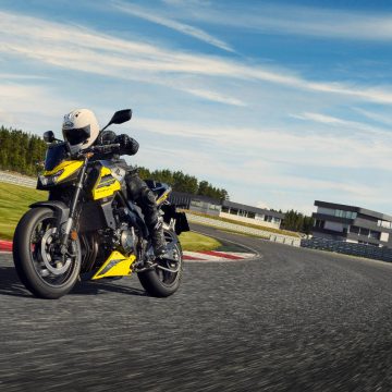 26YM Honda CB750 Hornet