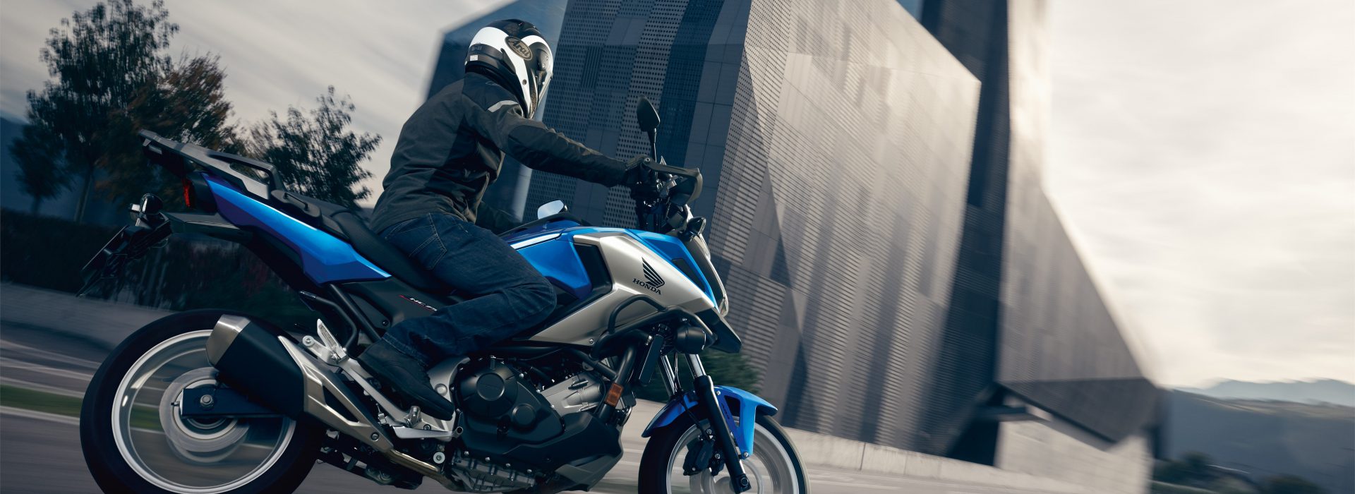 2018 NC750X