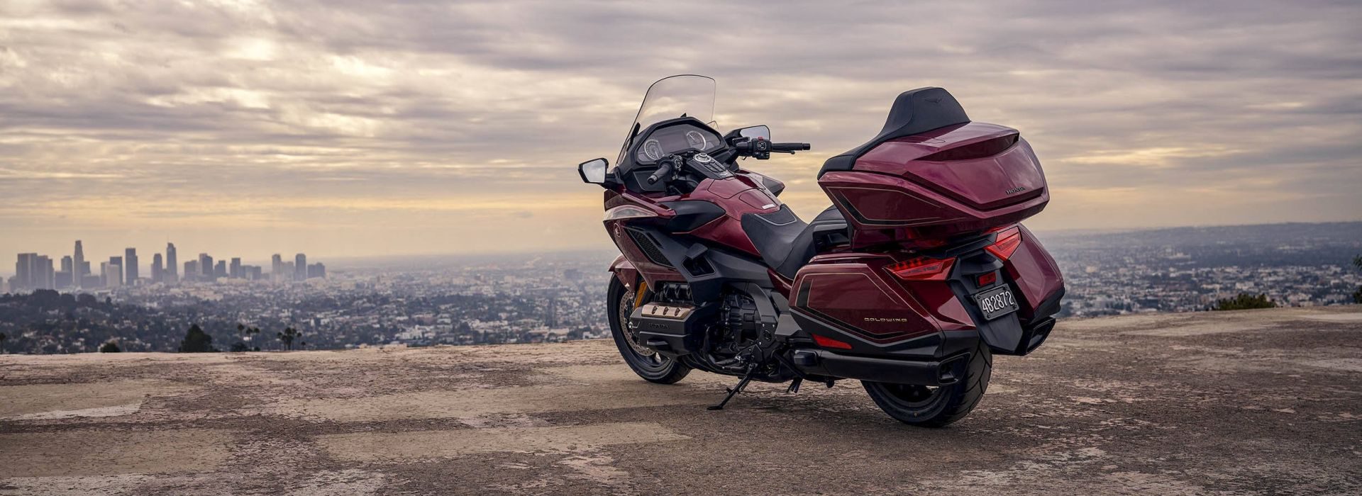 25YM HONDA GL1800 GOLD WING TOUR